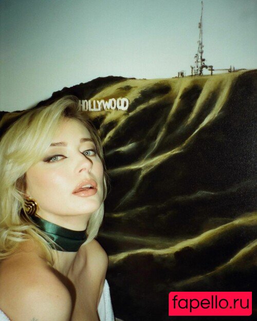 Caroline Vreeland Onlyfans Photo Gallery 