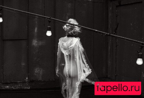 Caroline Vreeland Onlyfans Photo Gallery 