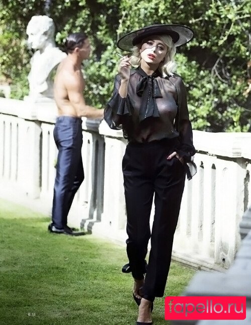 Caroline Vreeland Onlyfans Photo Gallery 