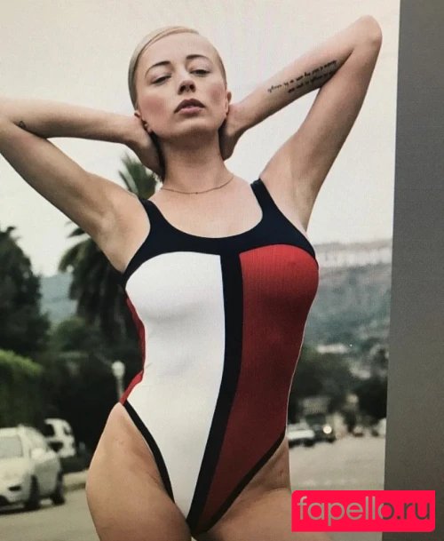 Caroline Vreeland Onlyfans Photo Gallery 