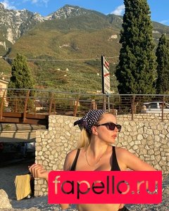 Caroline Vreeland Onlyfans Photo Gallery 