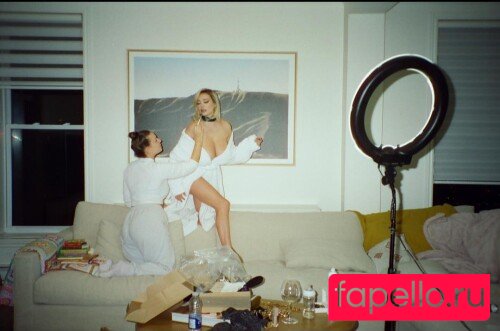 Caroline Vreeland Onlyfans Photo Gallery 