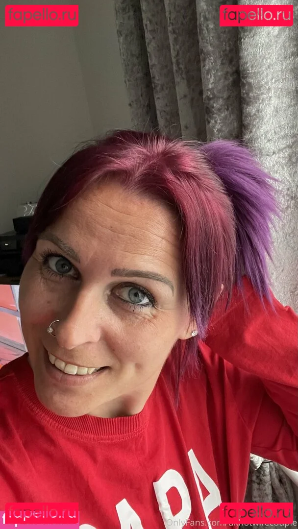 ukhotwife Onlyfans Photo Gallery 