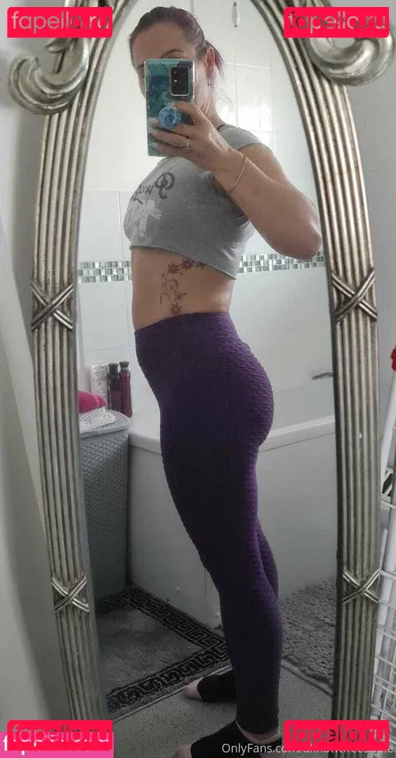 ukhotwife Onlyfans Photo Gallery 