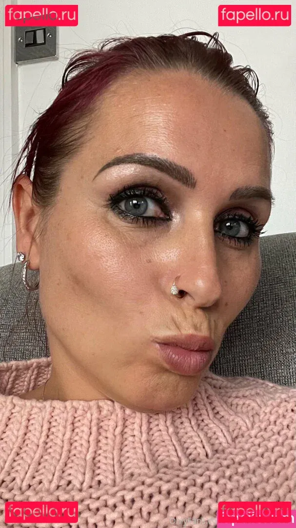 ukhotwife Onlyfans Photo Gallery 