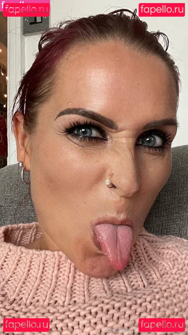 ukhotwife Onlyfans Photo Gallery 