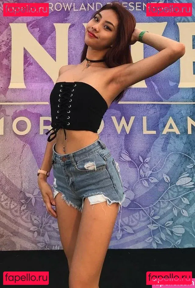 Ya Stacey Onlyfans Photo Gallery 