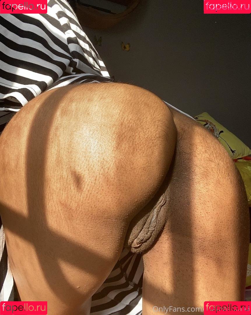 Mamasotaali Onlyfans Photo Gallery 