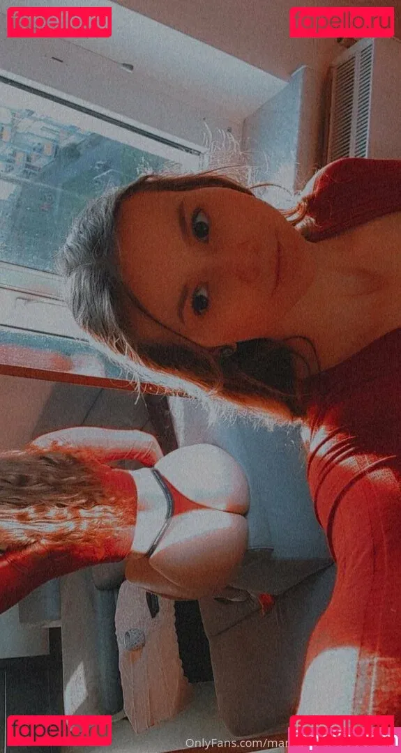 leni_official Onlyfans Photo Gallery 