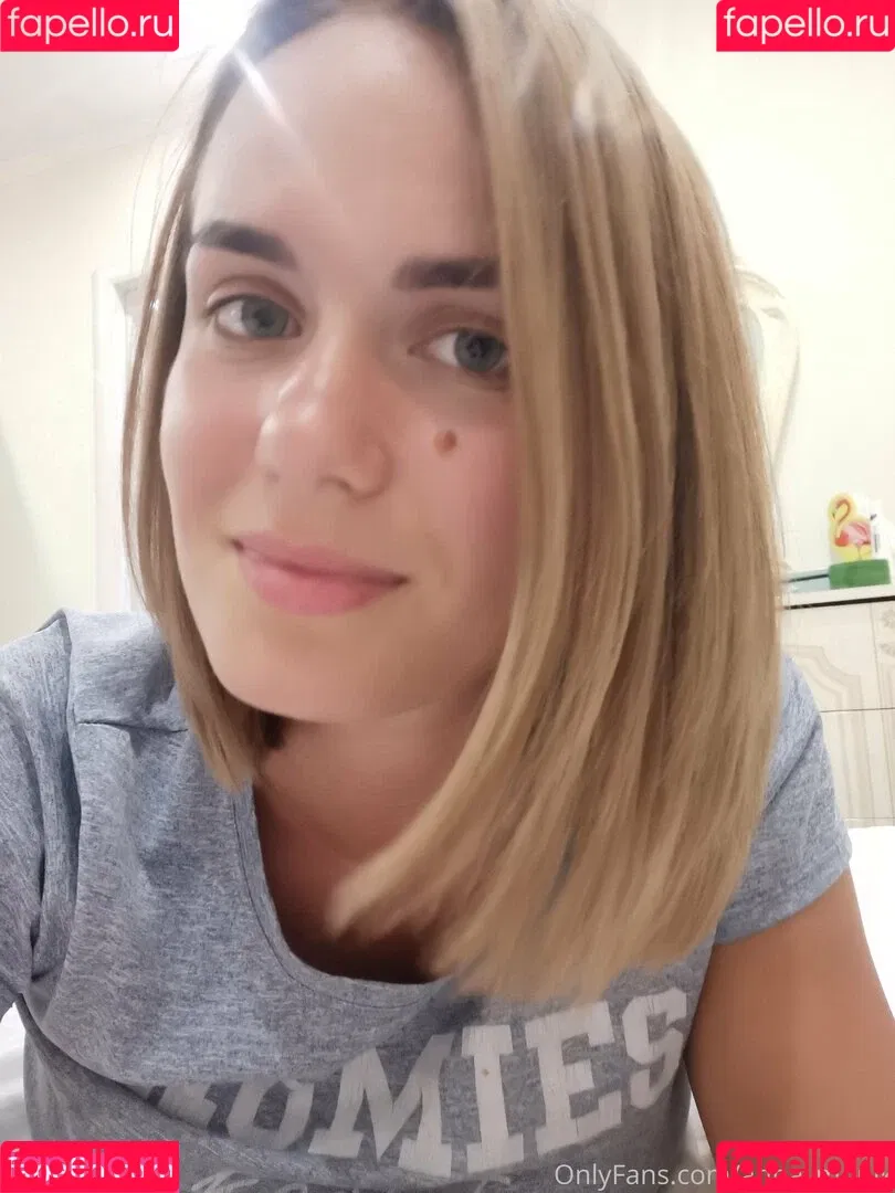 anna_monik Onlyfans Photo Gallery 