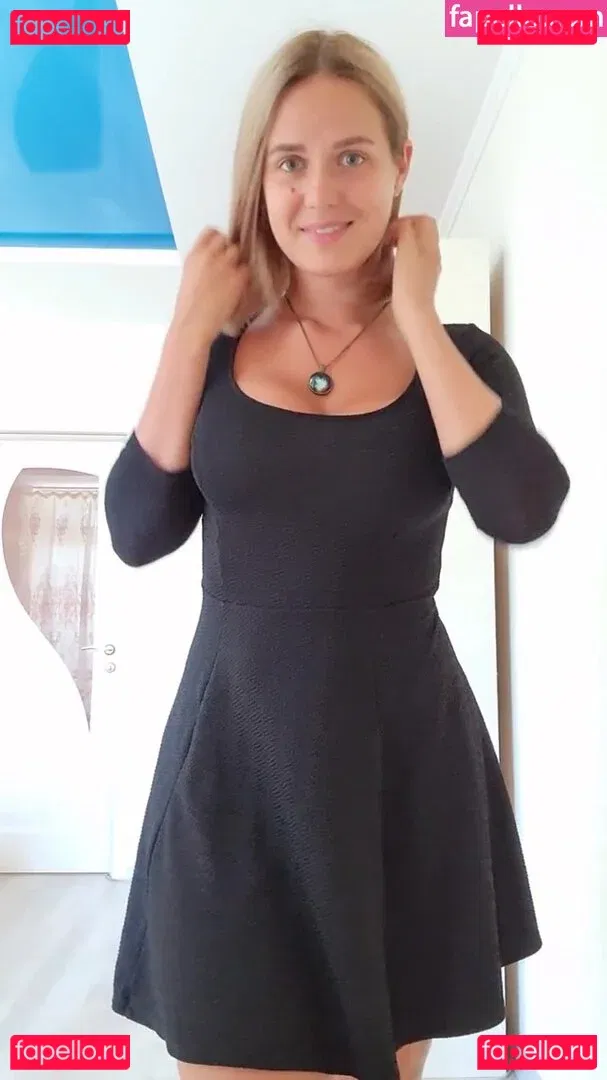 anna_monik Onlyfans Photo Gallery 