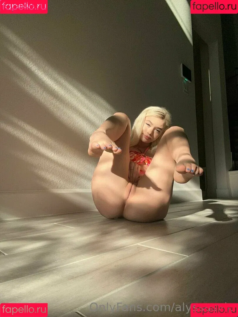 Alyssa Devyn Onlyfans Photo Gallery 