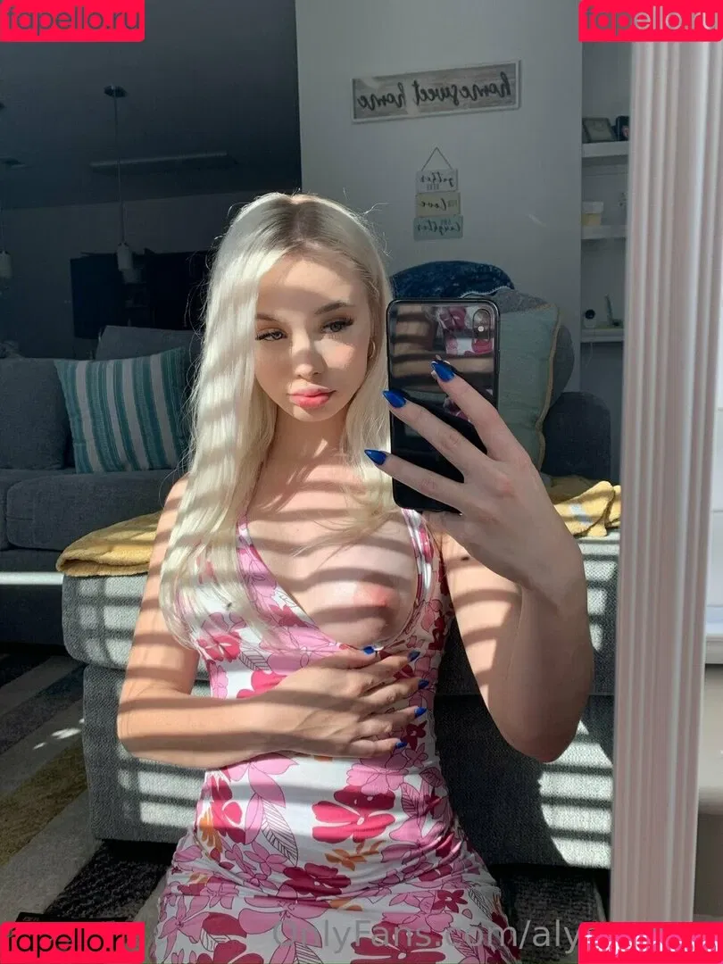 Alyssa Devyn Onlyfans Photo Gallery 