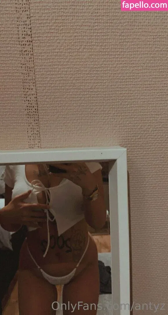 antyz Onlyfans Photo Gallery 