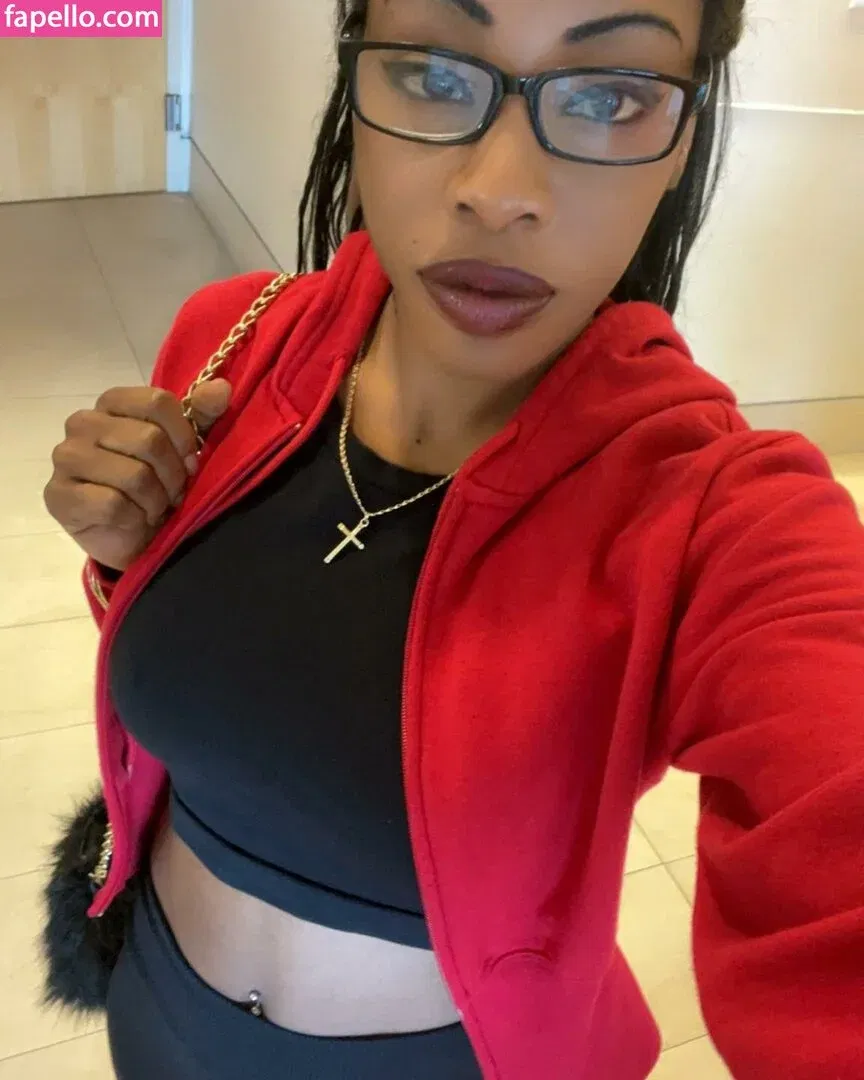 Bella Banks Onlyfans Photo Gallery 