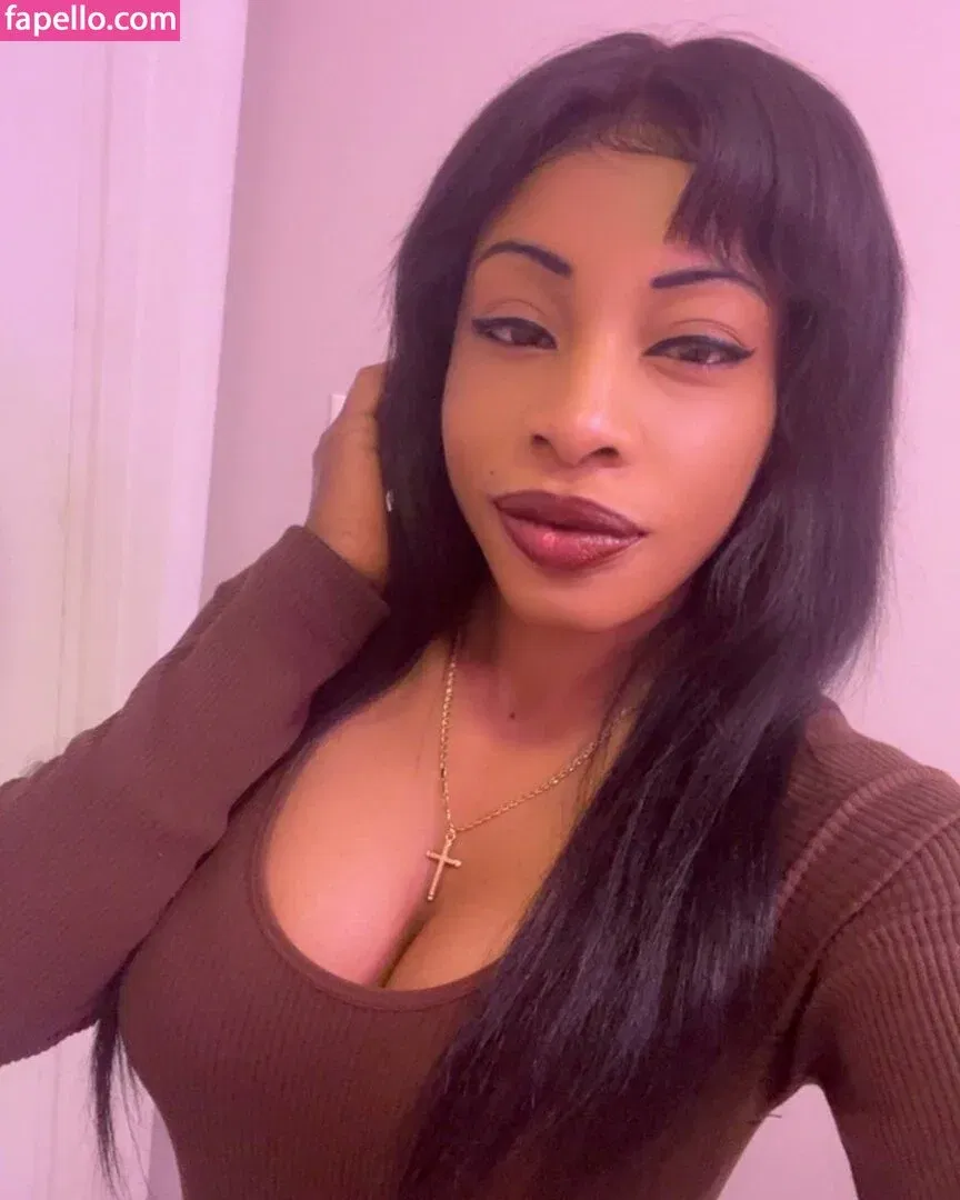 Bella Banks Onlyfans Photo Gallery 