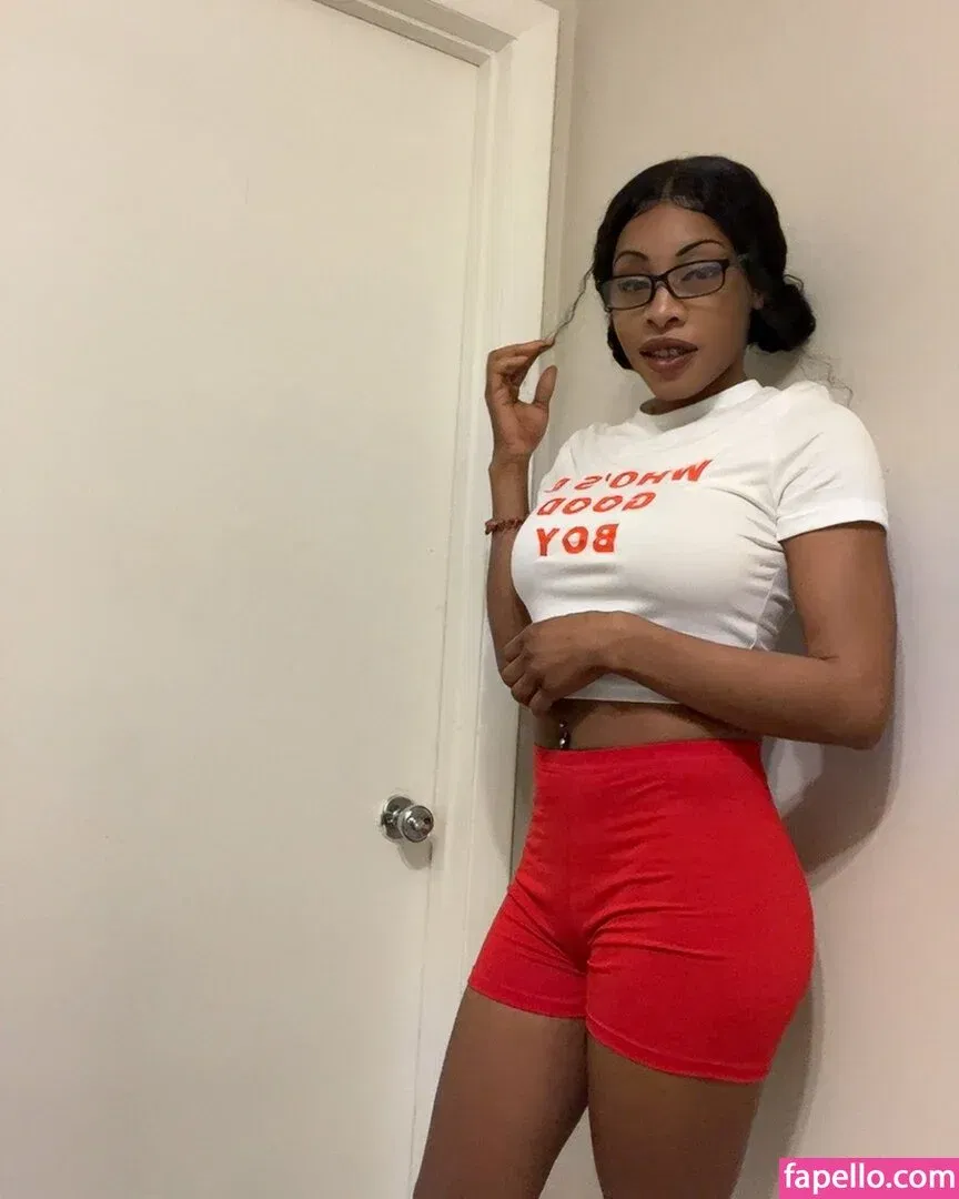 Bella Banks Onlyfans Photo Gallery 