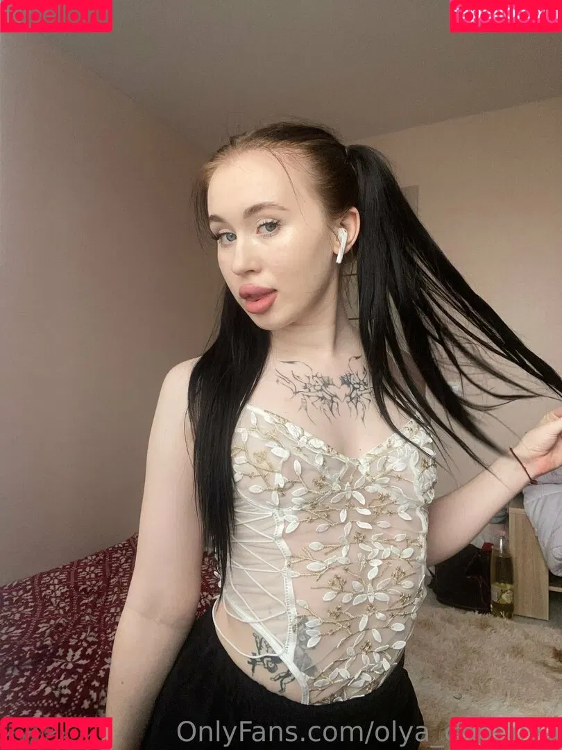 olya_coralova Onlyfans Photo Gallery 