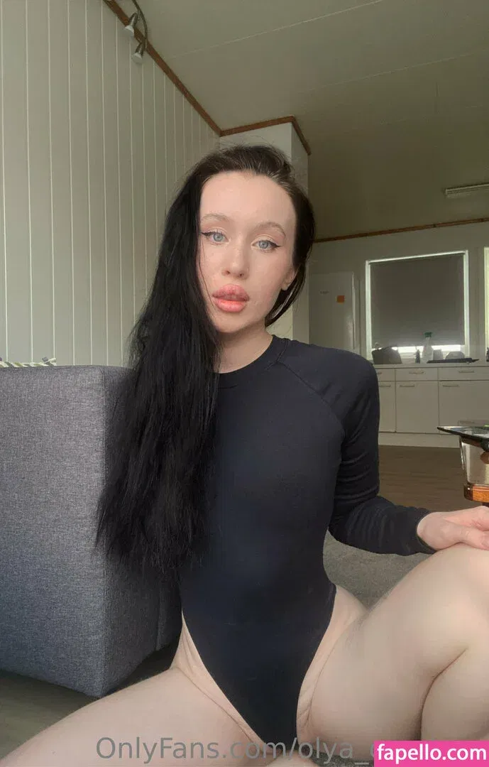 olya_coralova Onlyfans Photo Gallery 