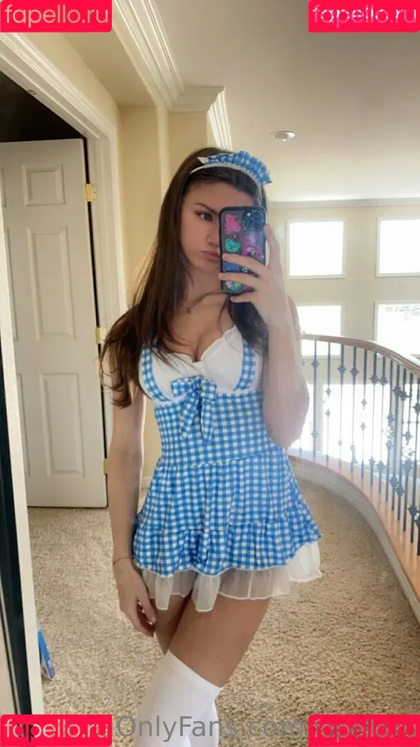 Nikkisia Onlyfans Photo Gallery 