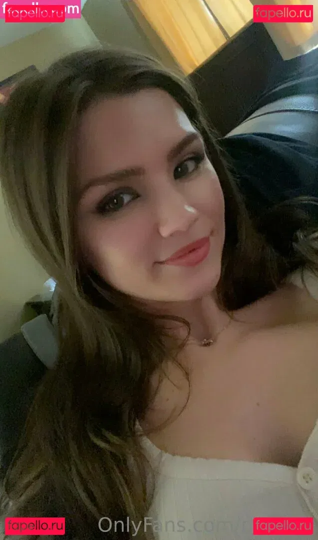 Nikkisia Onlyfans Photo Gallery 