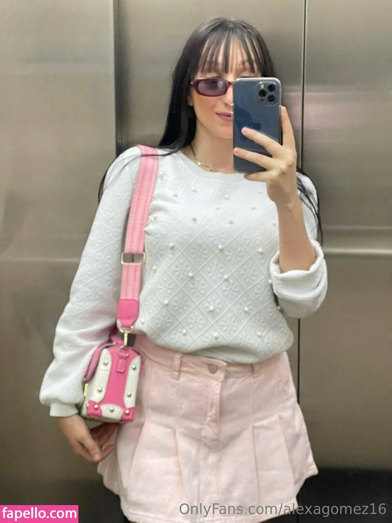 alexagomez16 Onlyfans Photo Gallery 