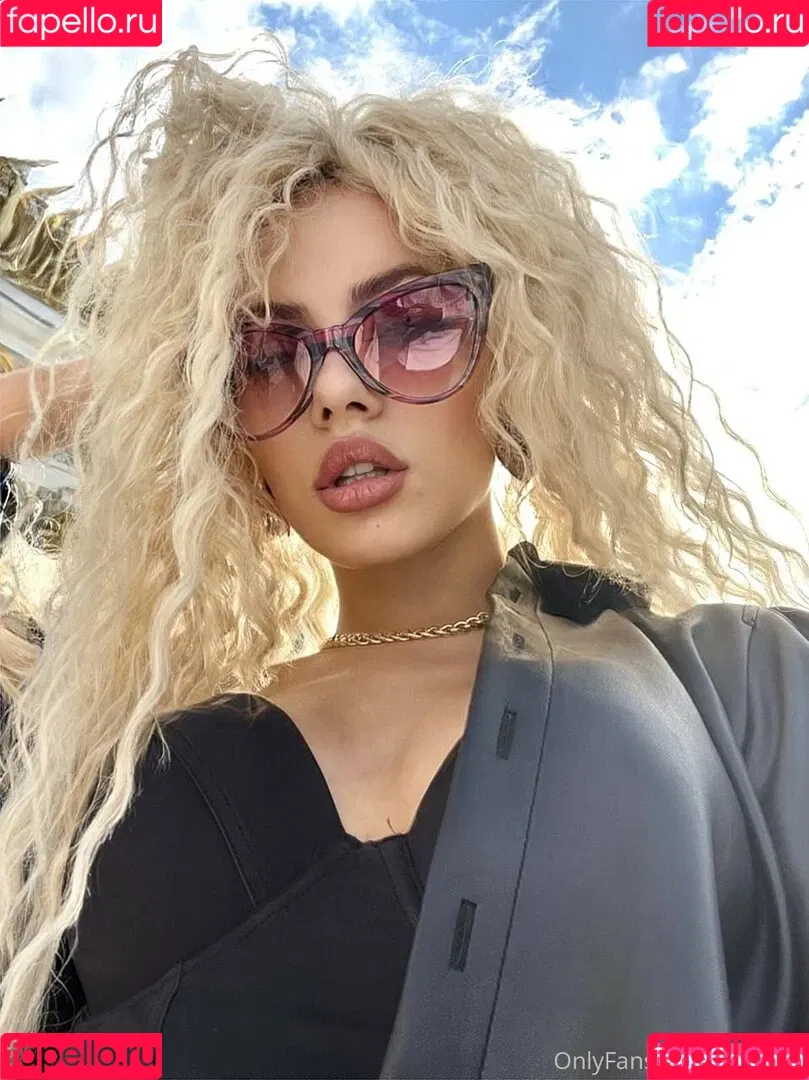 kendraa.lane Onlyfans Photo Gallery 
