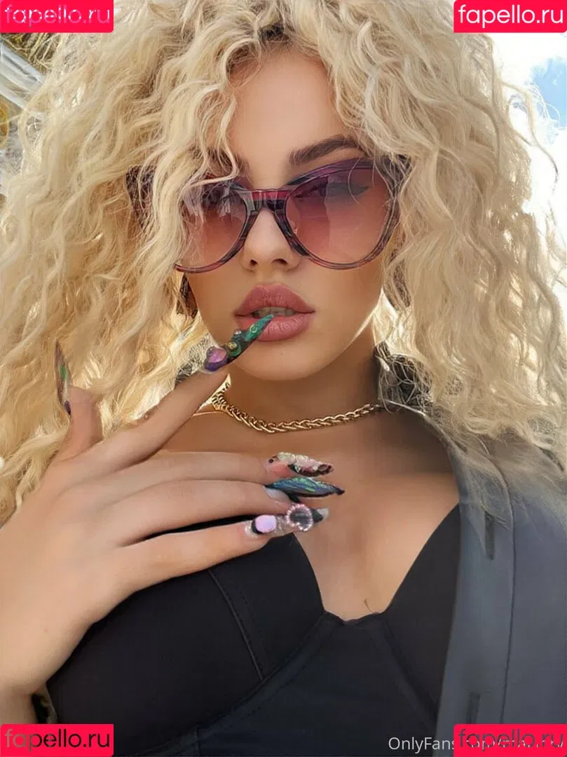 kendraa.lane Onlyfans Photo Gallery 