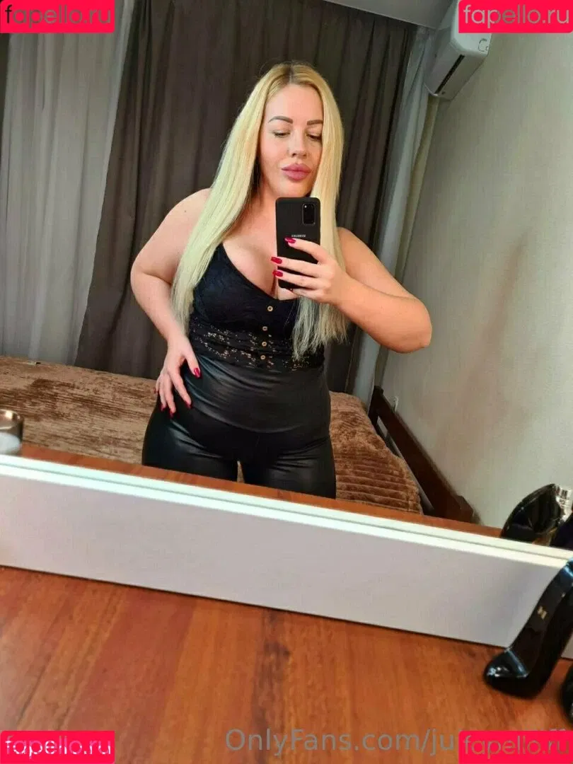 biancastarz Onlyfans Photo Gallery 