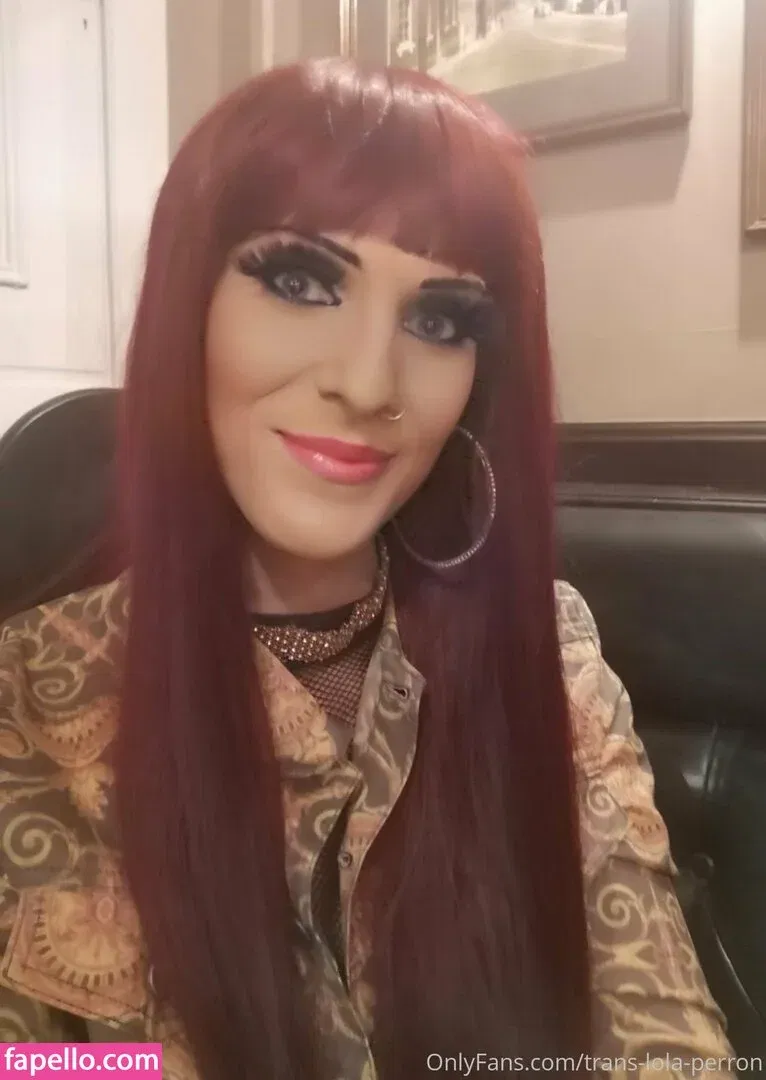 trans-lola-perron Onlyfans Photo Gallery 