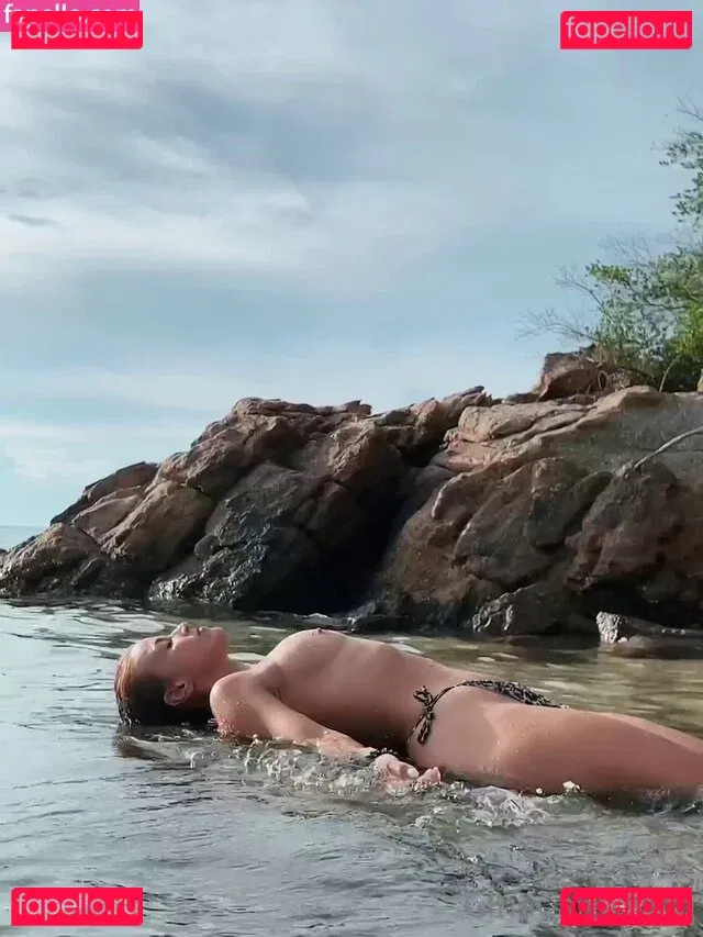 Gina Carla Onlyfans Photo Gallery 