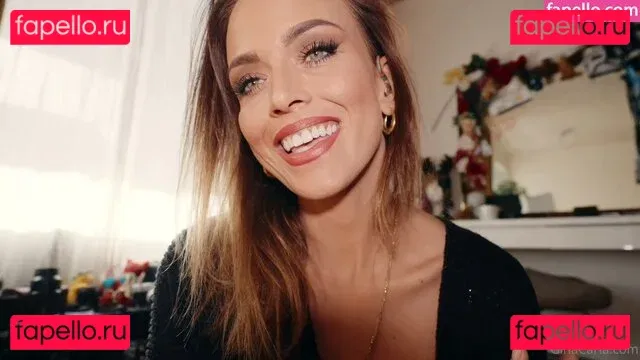 Gina Carla Onlyfans Photo Gallery 