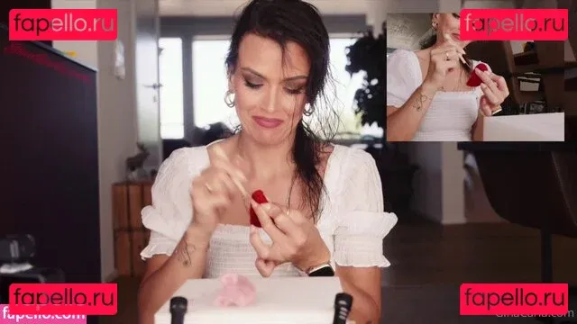 Gina Carla Onlyfans Photo Gallery 