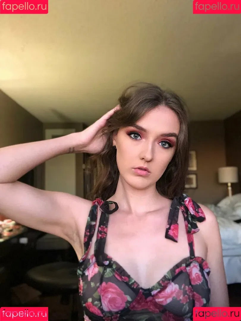 foxyopheliaa Onlyfans Photo Gallery 