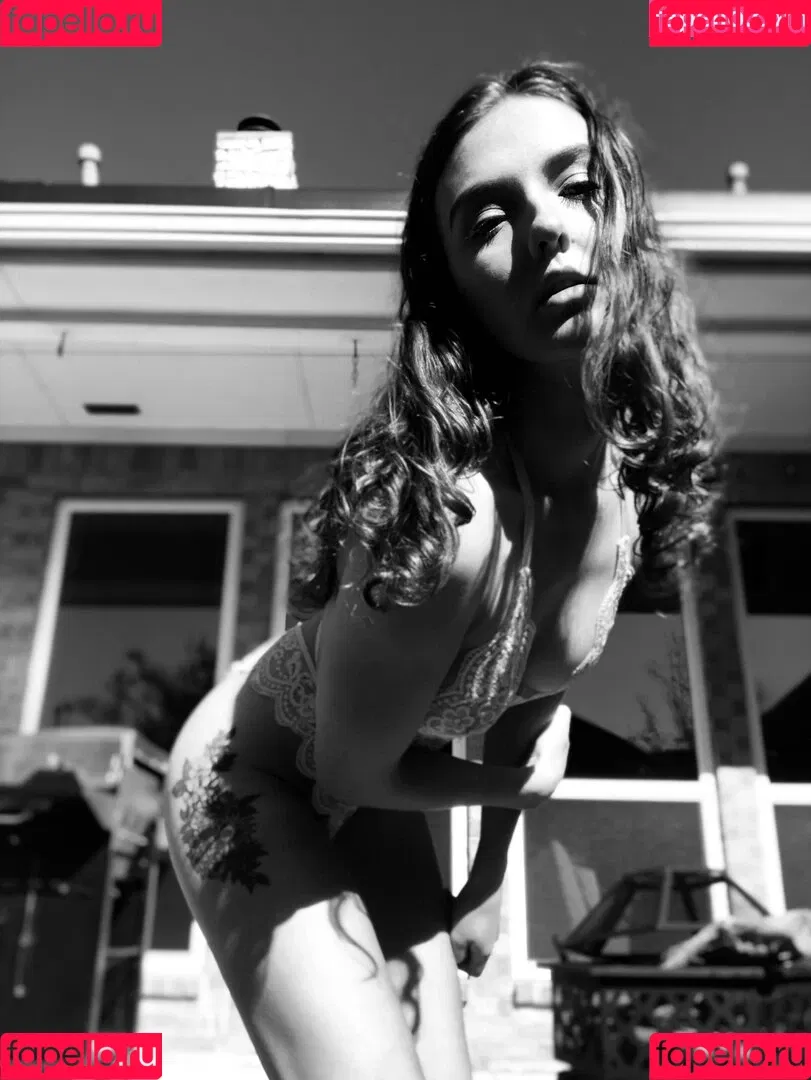 foxyopheliaa Onlyfans Photo Gallery 