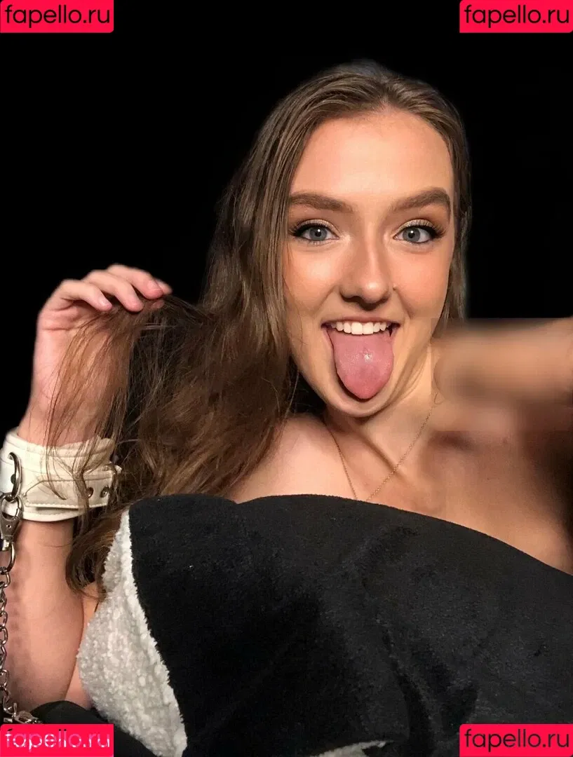 foxyopheliaa Onlyfans Photo Gallery 