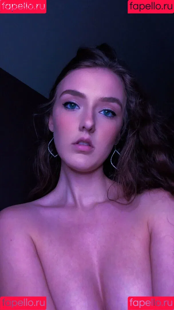 foxyopheliaa Onlyfans Photo Gallery 