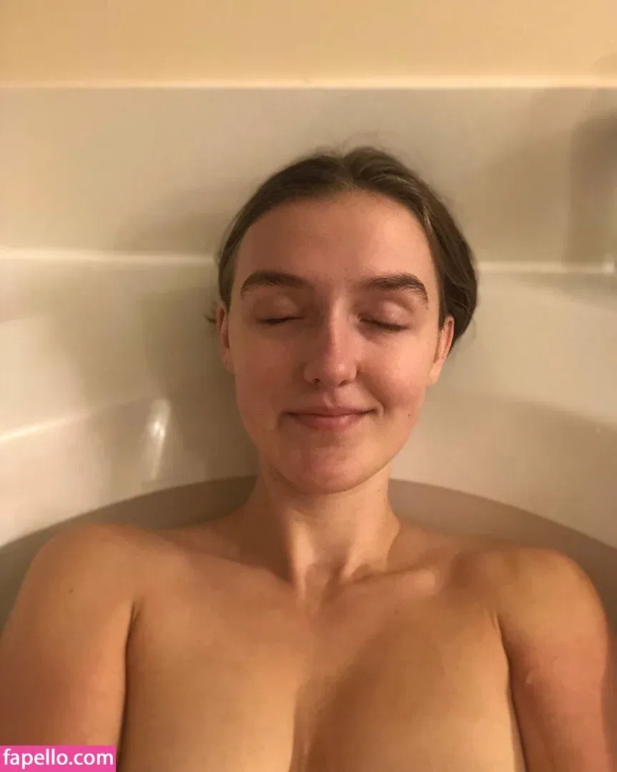 foxyopheliaa Onlyfans Photo Gallery 