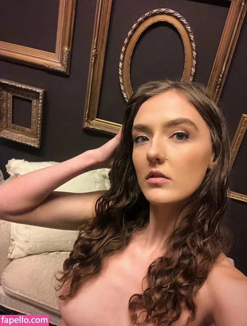 foxyopheliaa Onlyfans Photo Gallery 