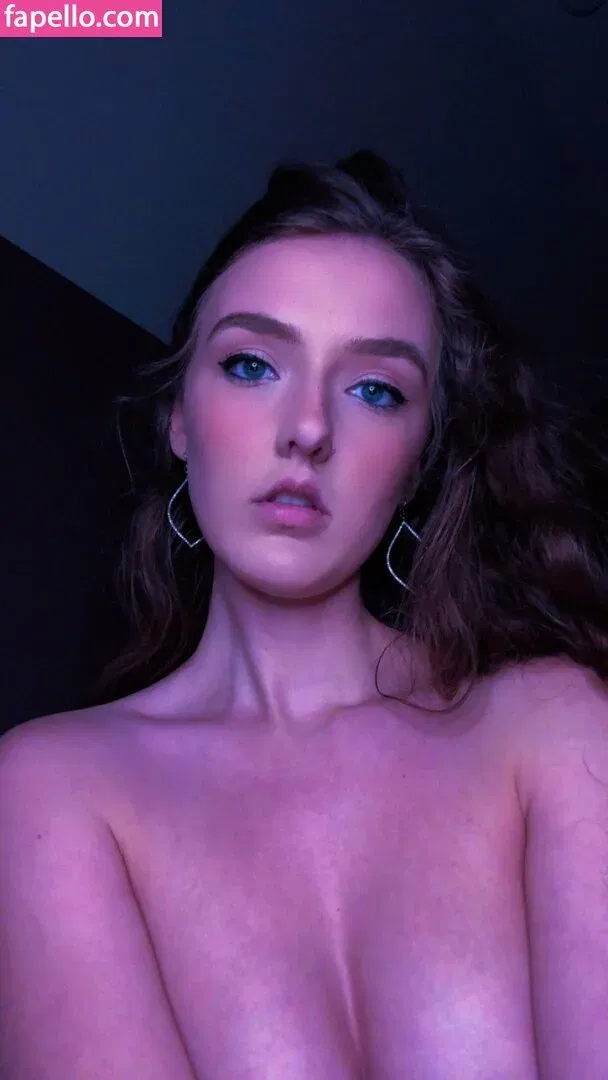 foxyopheliaa Onlyfans Photo Gallery 