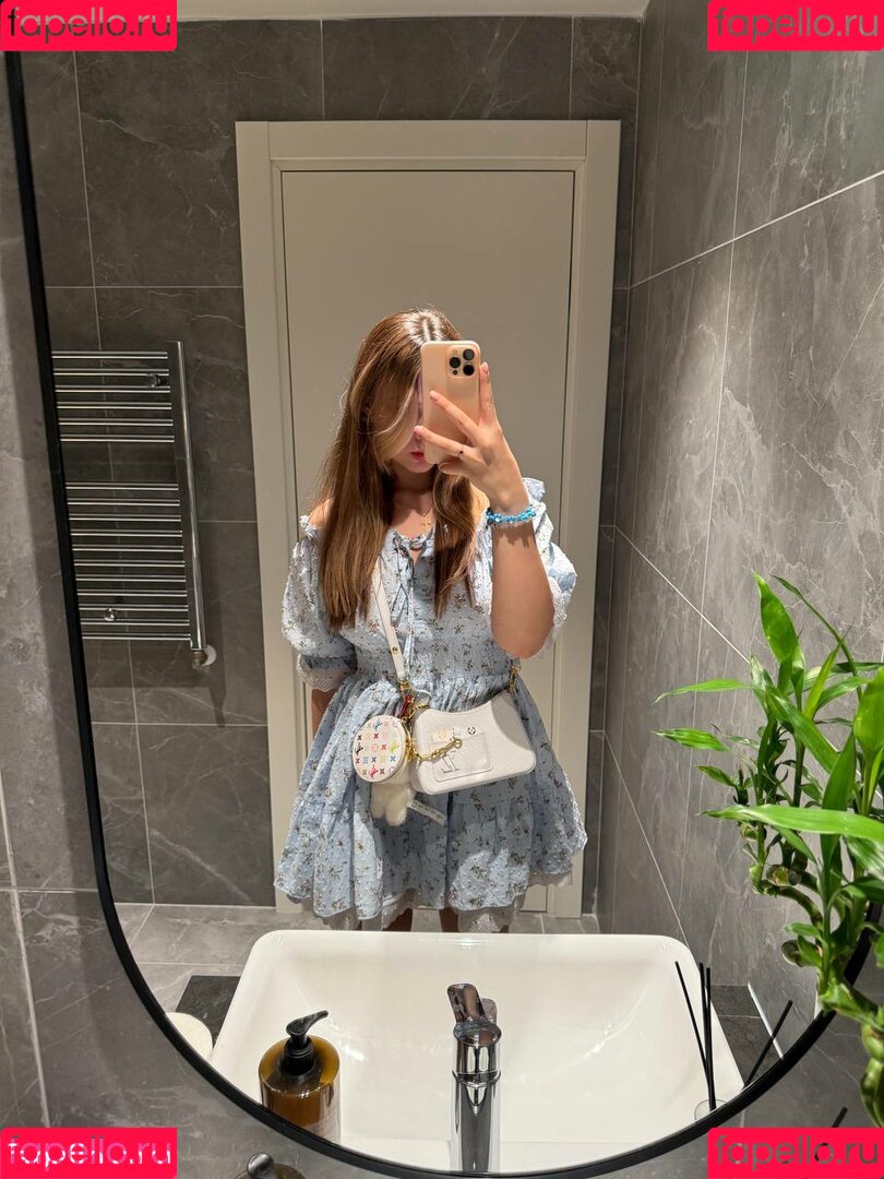 yuuechka Onlyfans Photo Gallery 