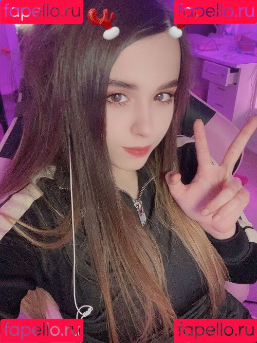 yuuechka Onlyfans Photo Gallery 