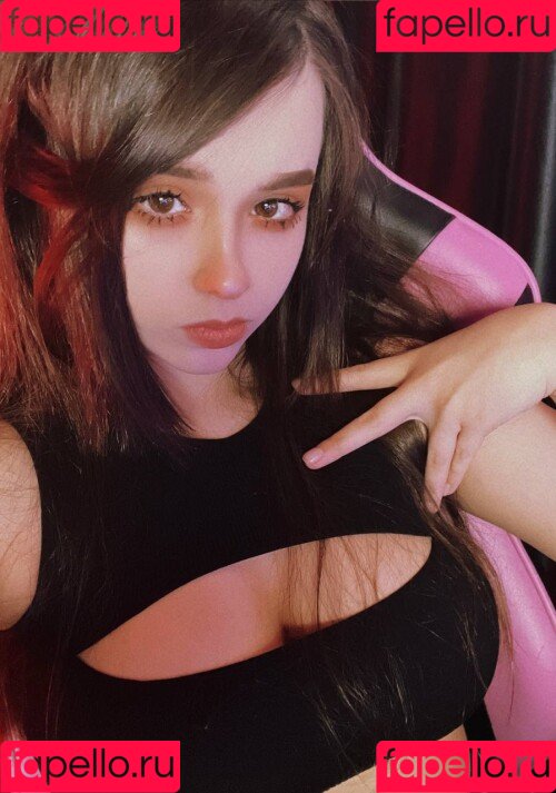 yuuechka Onlyfans Photo Gallery 