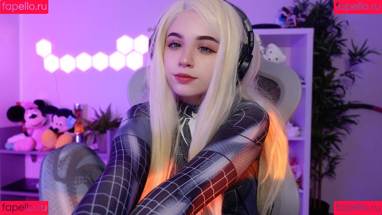 yuuechka Onlyfans Photo Gallery 