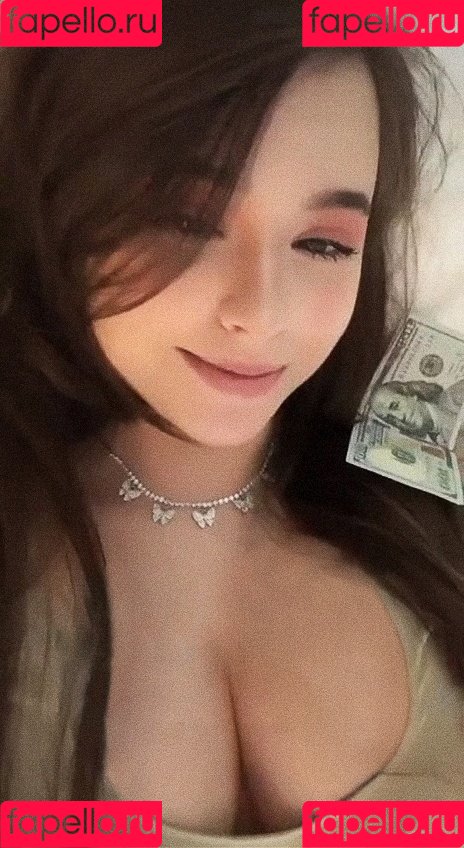 yuuechka Onlyfans Photo Gallery 