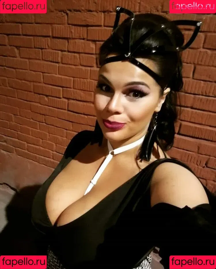 Maria Von Zarring Onlyfans Photo Gallery 