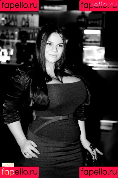 Maria Von Zarring Onlyfans Photo Gallery 