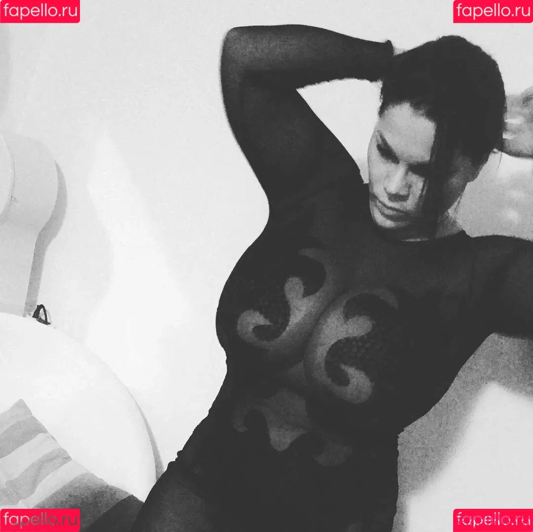 Maria Von Zarring Onlyfans Photo Gallery 
