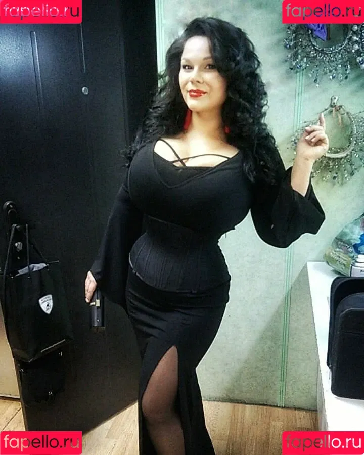 Maria Von Zarring Onlyfans Photo Gallery 