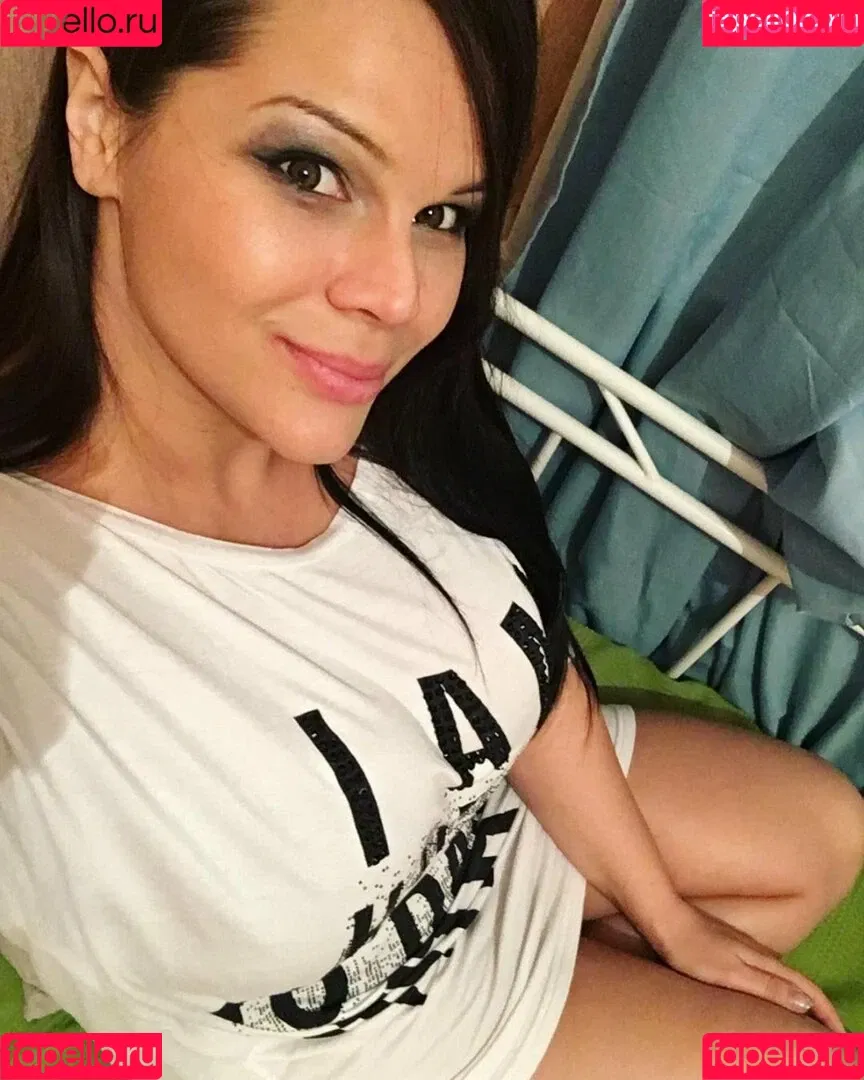 Maria Von Zarring Onlyfans Photo Gallery 